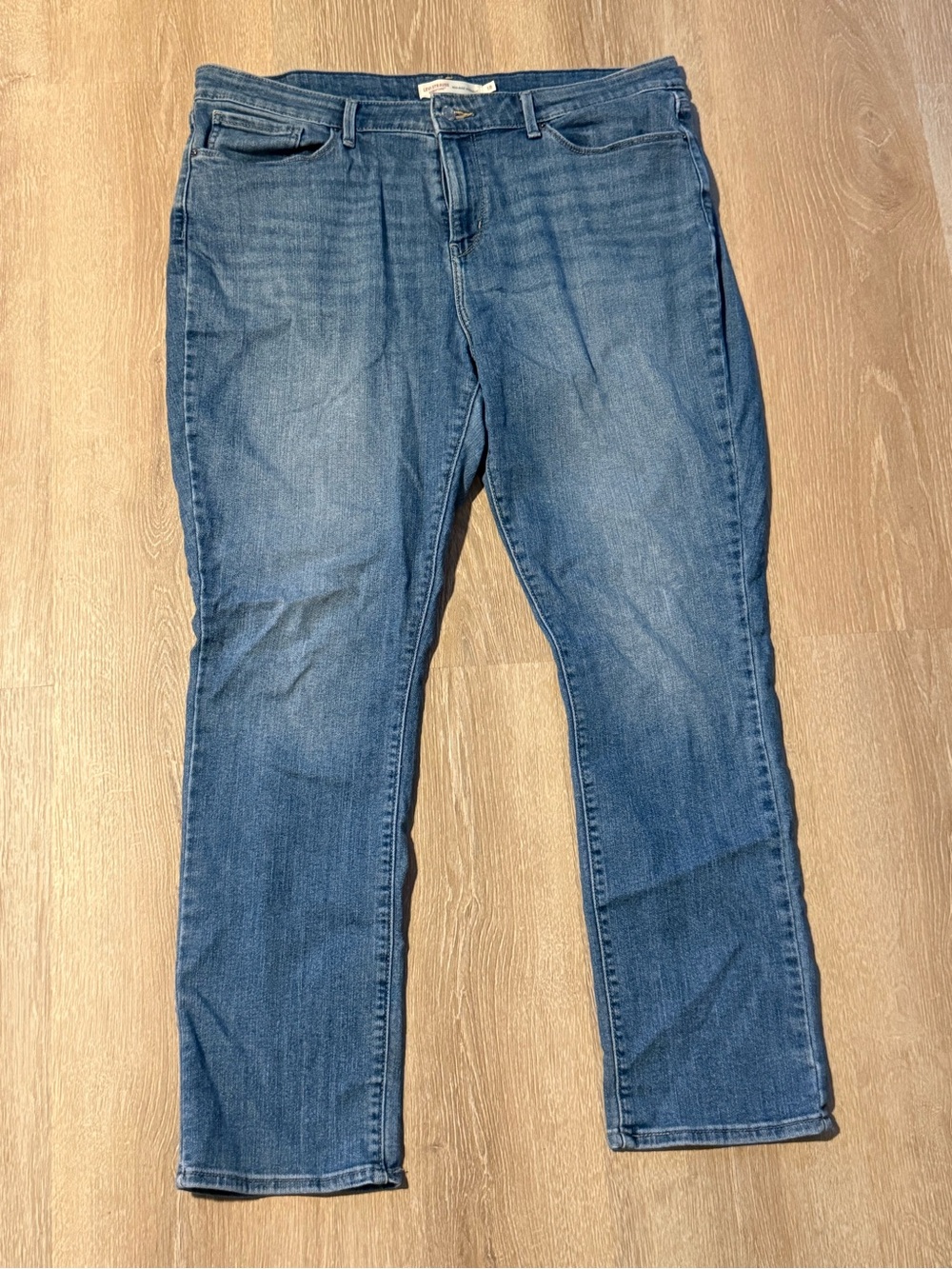 Signature Levi Strauss Jeans Size 18M – Great Condition